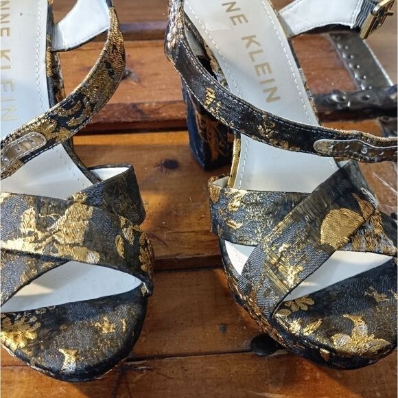 Anne Klein Gold Lalima  Rose Brocade Sandals - Picture 9 of 15